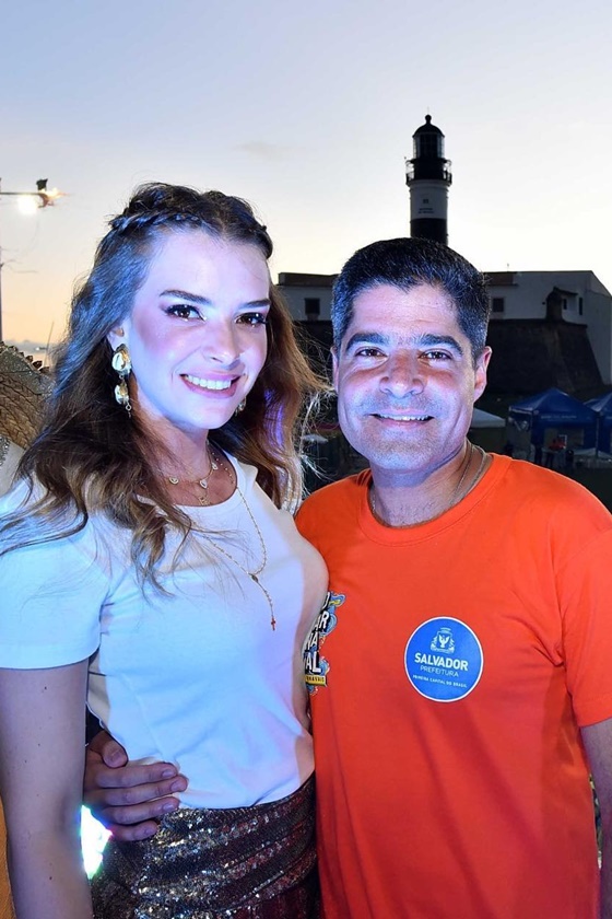 ACM Neto e Mariana Barreto