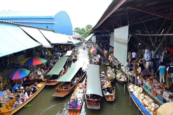 mercado flutuante