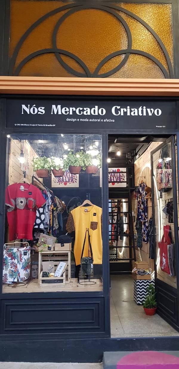 Fachada da loja Nós - Mercado Criativo na 506 Sul