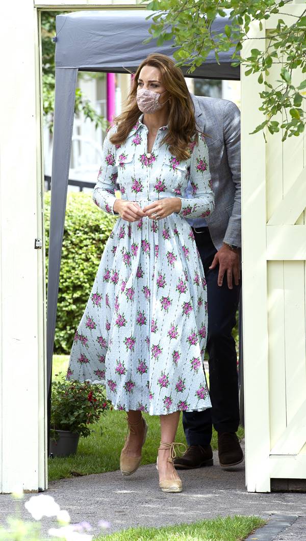 Kate Middleton com máscara facial da marca londrina Amaia