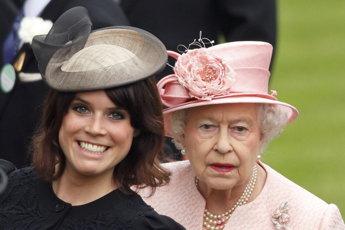 Princesa Eugenie e rainha Elizabeth