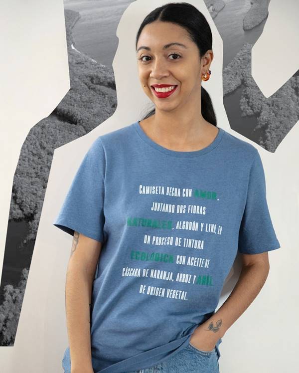 Camiseta ecológica da Cris Barros