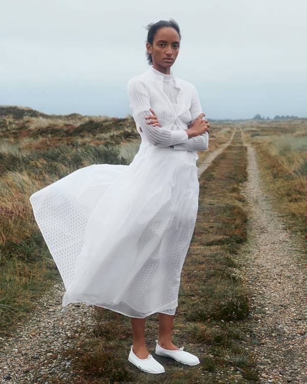 Look da marca Cecilie Bahnsen de primavera/verão 2021