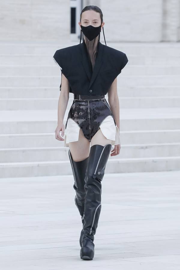 Look da grife Rick Owens, de primavera/verão 2021