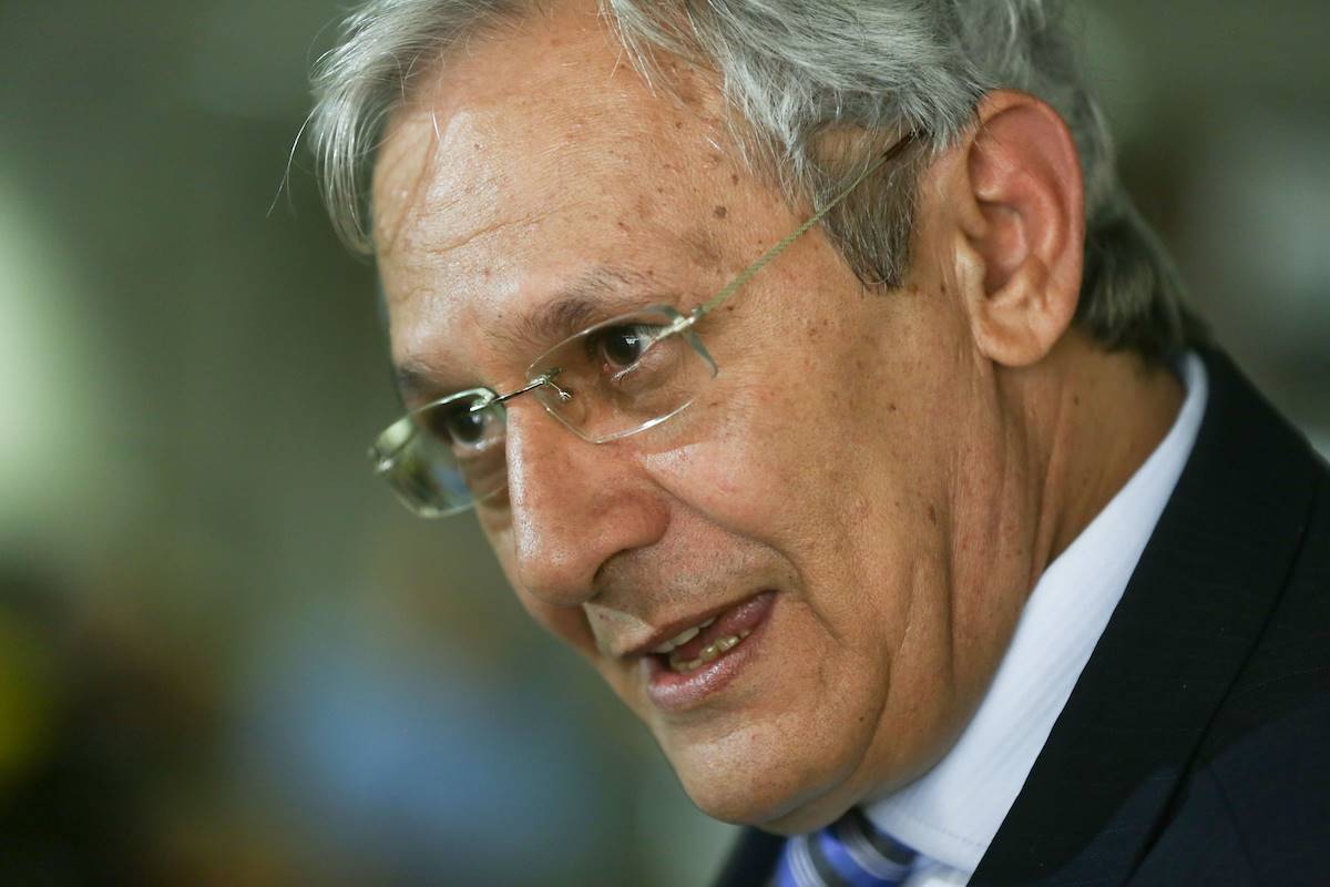 CLDF aprova recondução do presidente da Adasa ao cargo