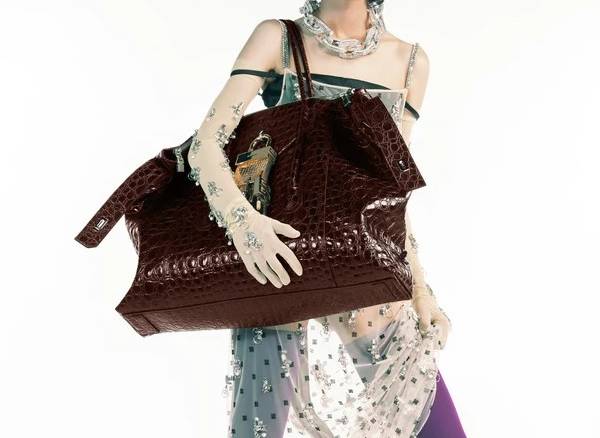 Givenchy - bolsa com textura croco