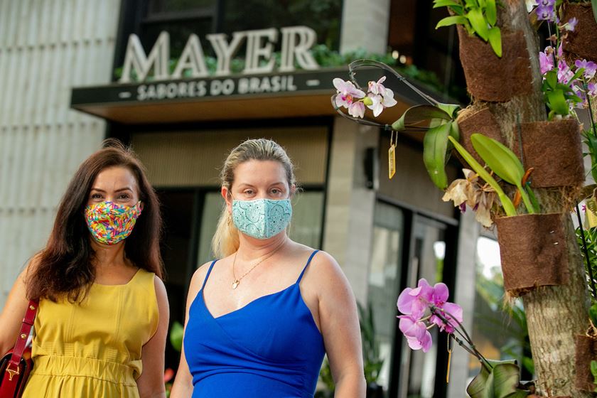 Claudia Meireles e Keli Cristina Mayer