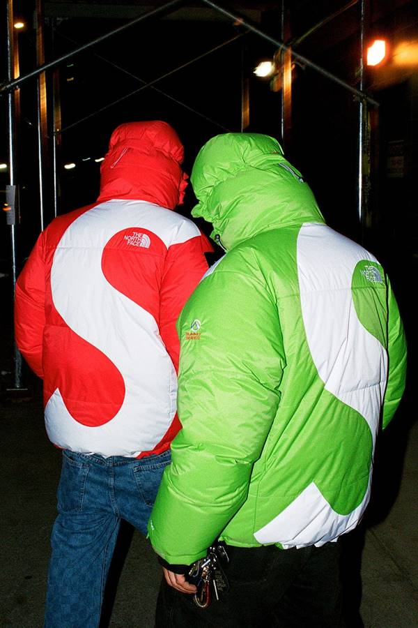 Campanha da collab Supreme x The North Face, de outono/inverno 2020