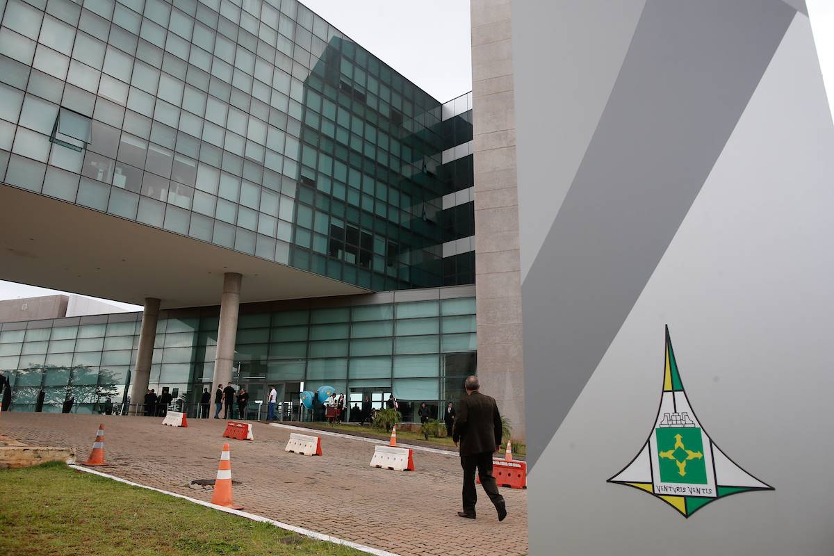 Eleição na cldf: veja os cotados às comissões e à mesa diretora da casa