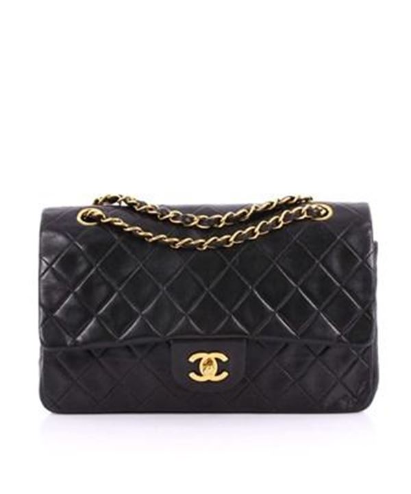 Bolsa Chanel clássica 