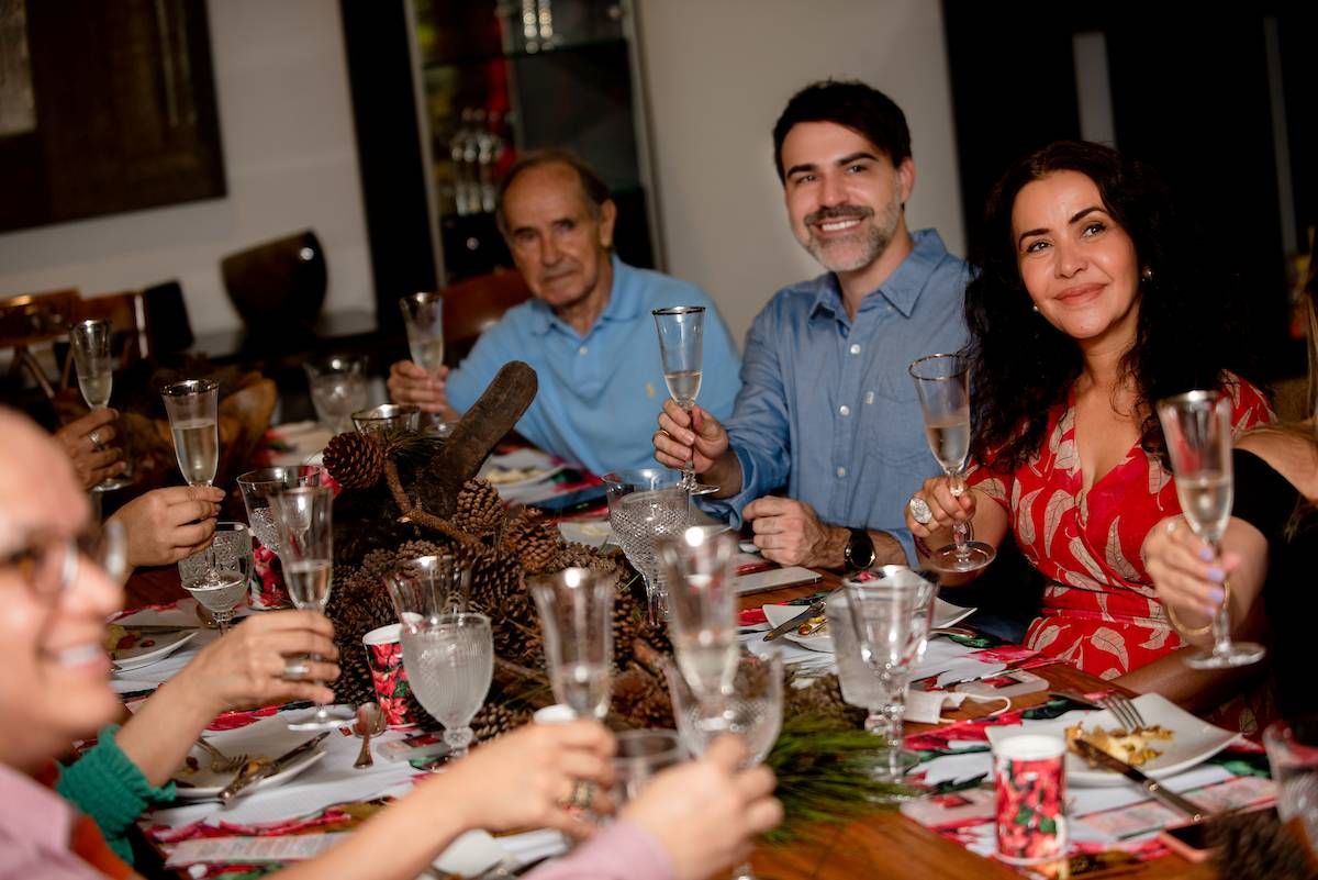 Brasília (DF), 06/11/2020. Fabiani Christine, Gabriela Alcoforado e Khenia Gomes convidam para almoço petit comite de lançamento do Especial de Natal das marcas Remembear, Vinalla Vinhos e Degustare. Foto: Jacqueline Lisboa/Especial Metrópoles