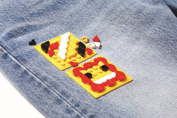 Peça da parceria Levi's x Lego