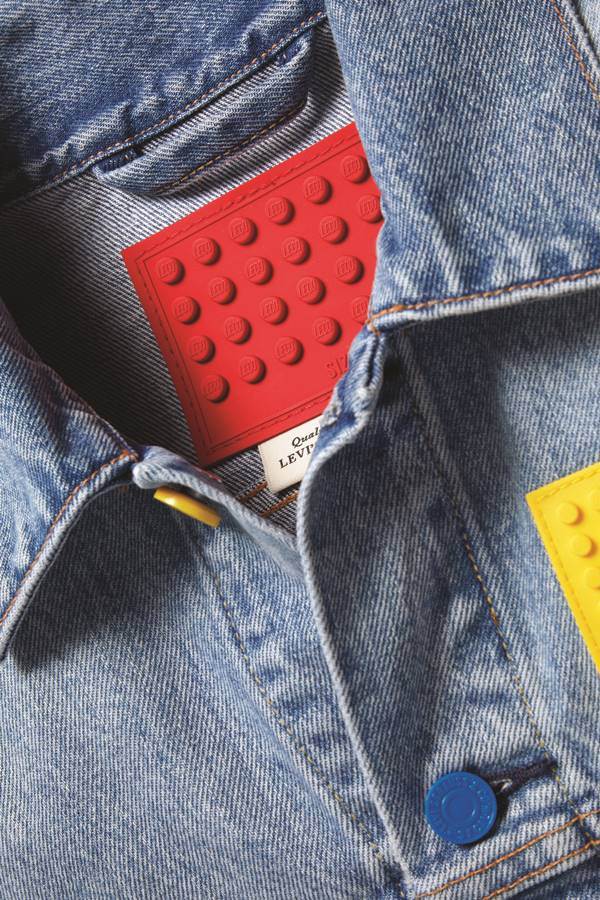 Peça da parceria Levi's x Lego