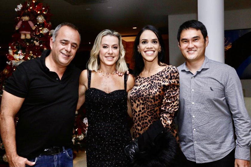 Eduardo e Flávia Toledo com Carol e Ricardo Ogata