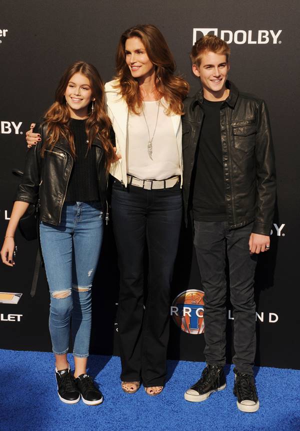 Kaia Gerber, Cindy Crawford e Presley Gerber