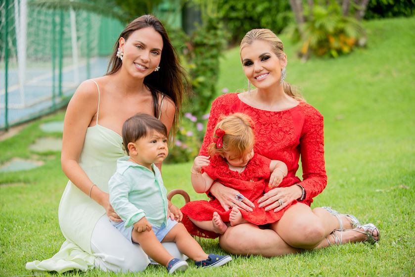 Amanda Guerra, Eduardo, Isadora Campos e Maria Isabel