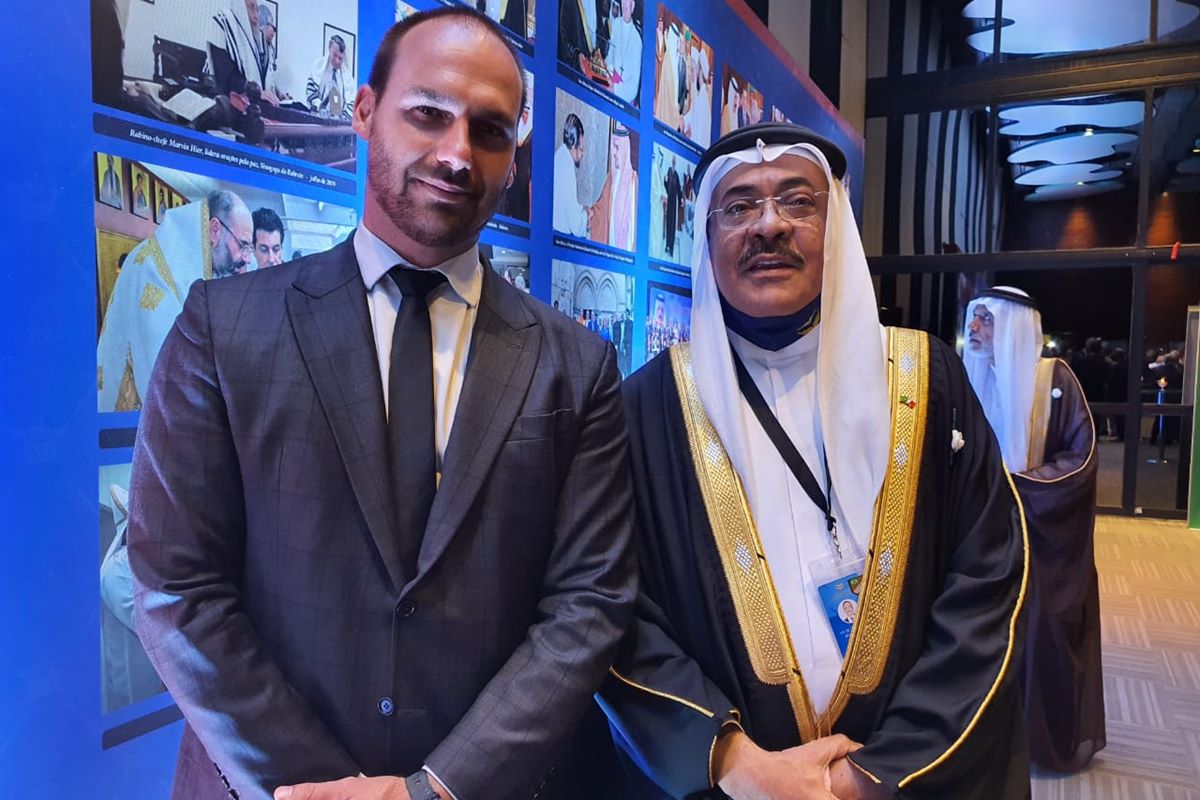 Eduardo Bolsonaro E Sheikh Khalid Khalifa Duaji Alkhalifa