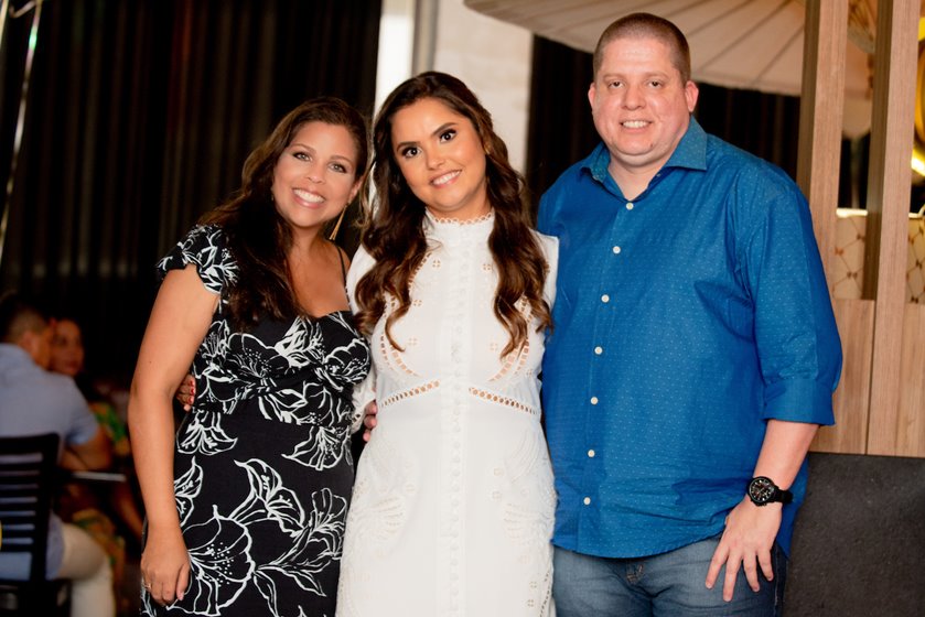 Izabel Patrício, Roberta Cintra e Diogo Fonseca