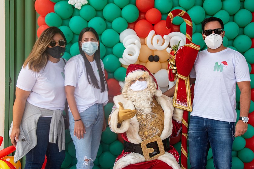 Andressa Furtado, Júlia Guimarães e Thiago Miranda