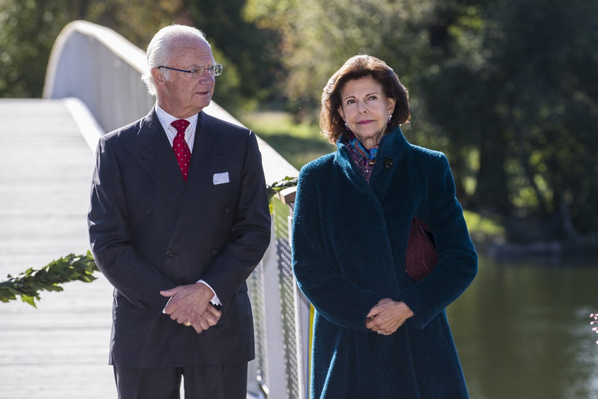 Rei Carl XVI Gustaf da Suécia com a mulher, a rainha Sílvia