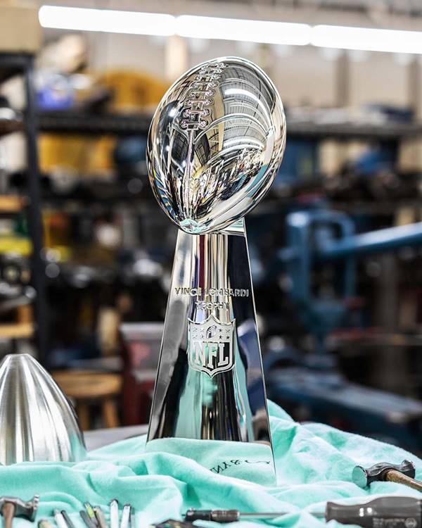 Tiffany cria troféus para o Super Bowl