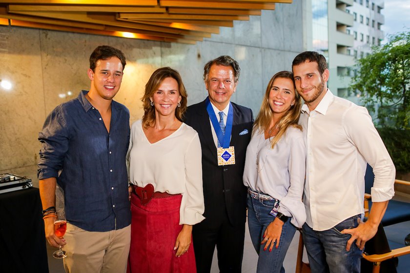 Fabiano Cunha Campos recebe prêmio da Secretaria de Turismo de Brasília