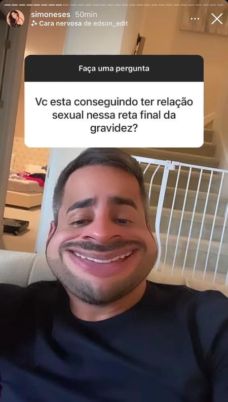 Kaká Diniz, marido de Simone, com filtro do instagram e enquete com pergunta: "você está conseguindo ter relação sexual nessa reta final da gravidez?"