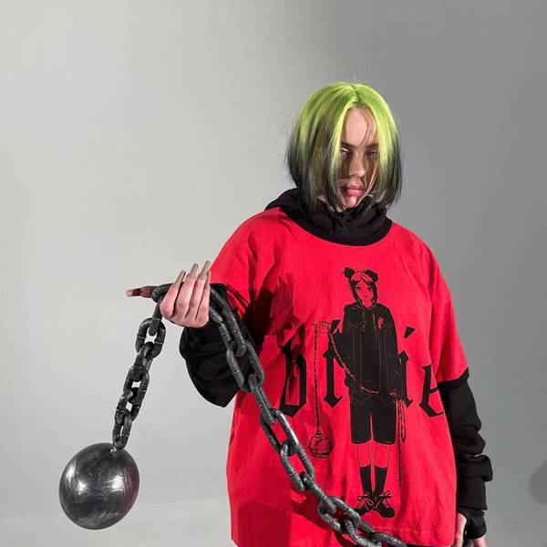 Campanha da coleção de Billie Eilish para o documentário da The World is a Little Blurry