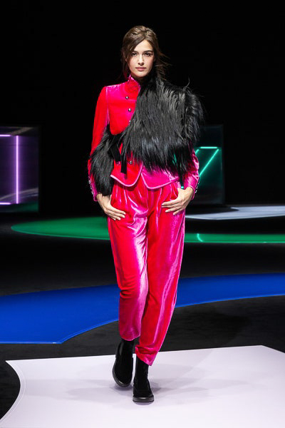 Desfile Emporio Armani