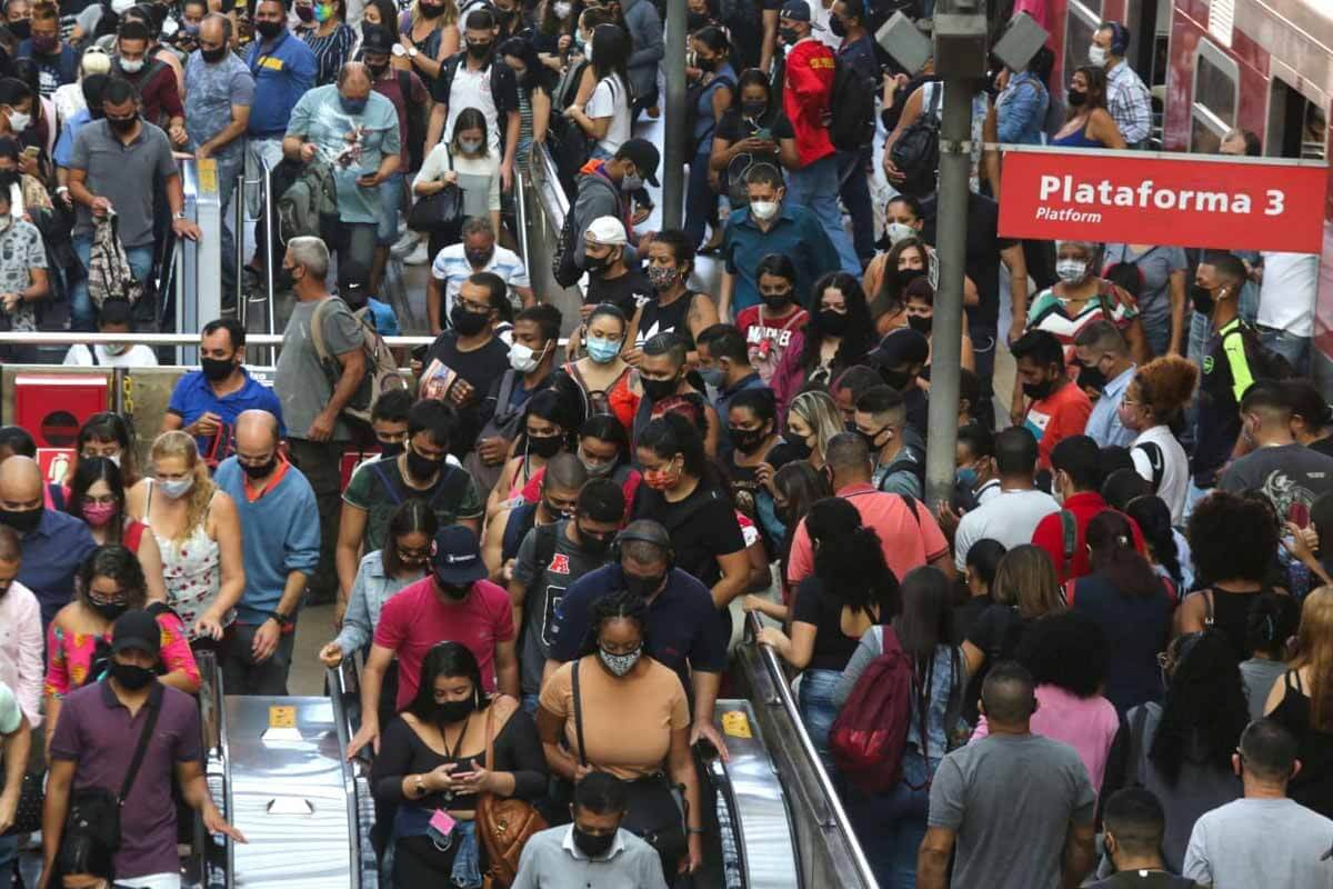 aglomeração estação da luz são paulo 2