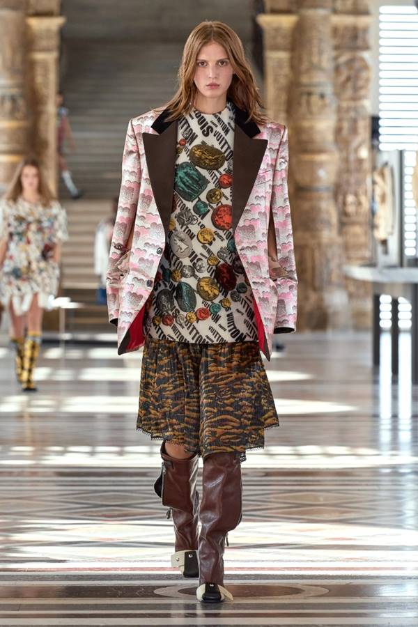 Look da coleção de outono/inverno 2021 prêt-à-porter da Louis Vuitton