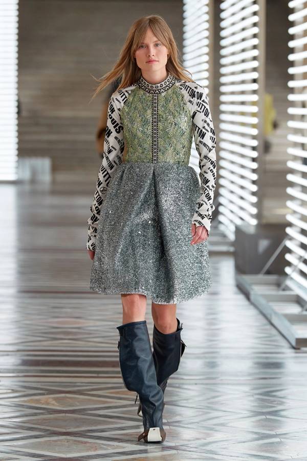 Look da coleção de outono/inverno 2021 prêt-à-porter da Louis Vuitton