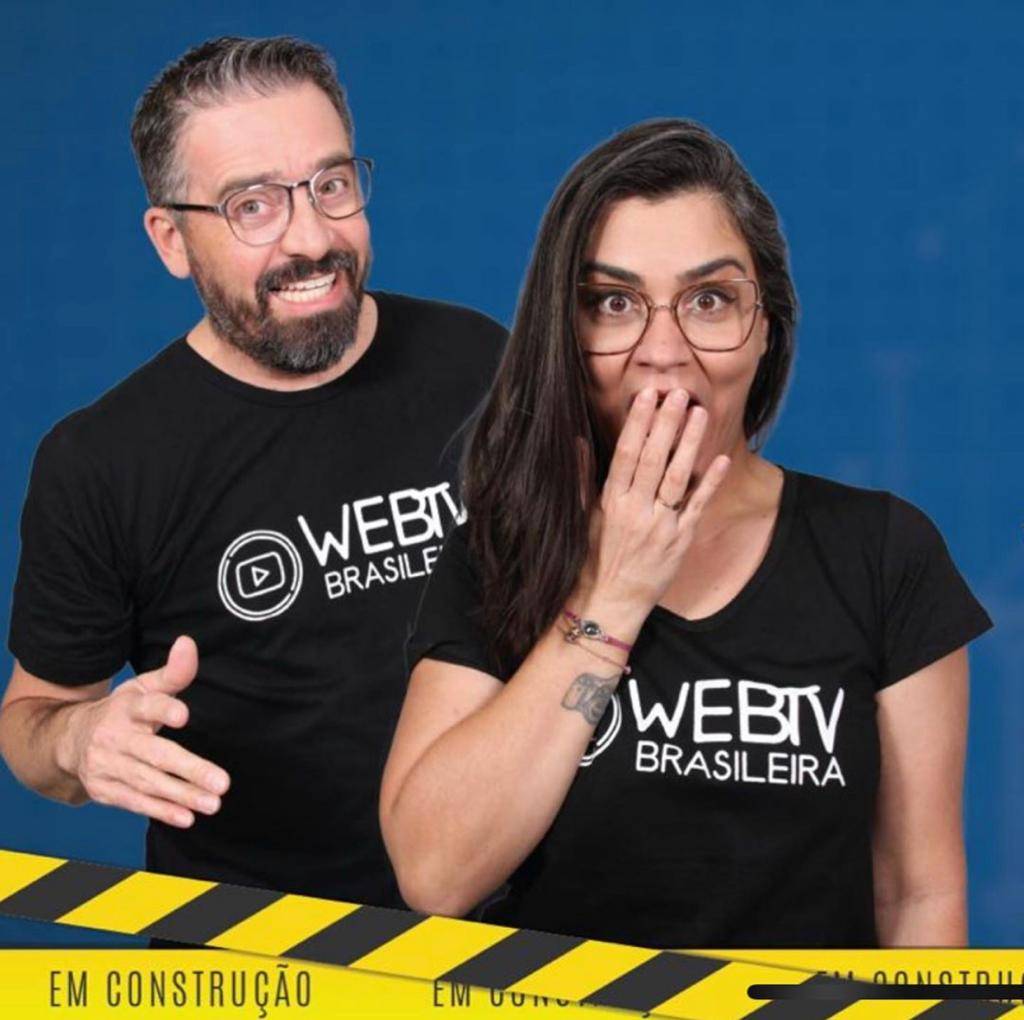 Tati Martins e Marcelo Carlos, do canal WebTVBrasileira