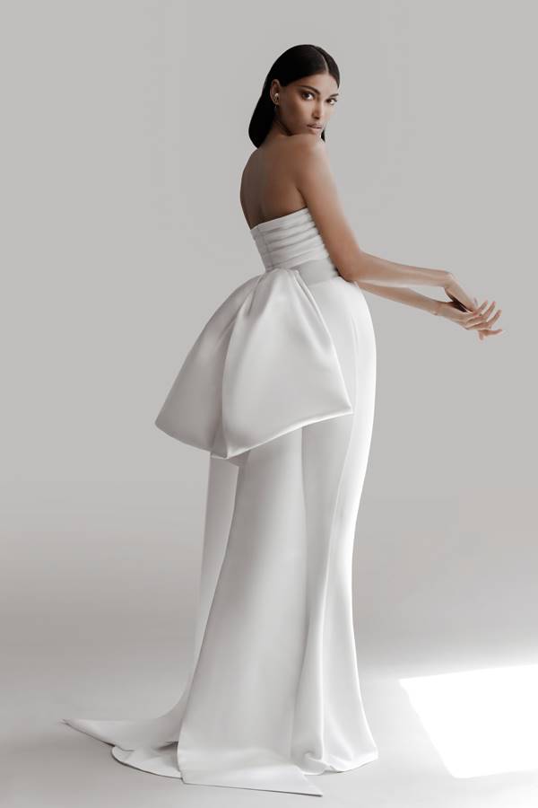 Vestido de noiva da coleção A Love Letter (Bridal 2022), da marca Prabal Gurung