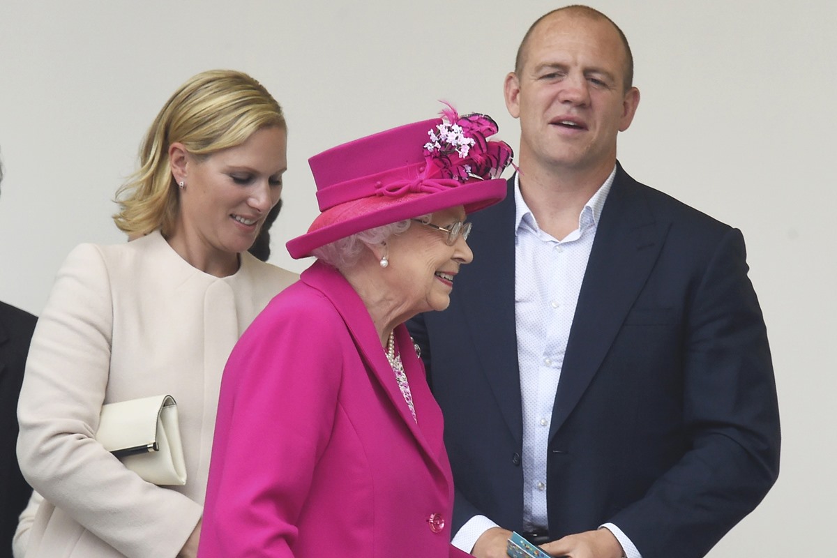 Zara Tindall, Mike Tindall e rainha Elizabeth II