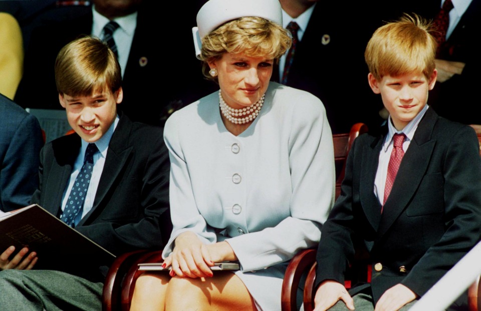 Diana com William e Harry