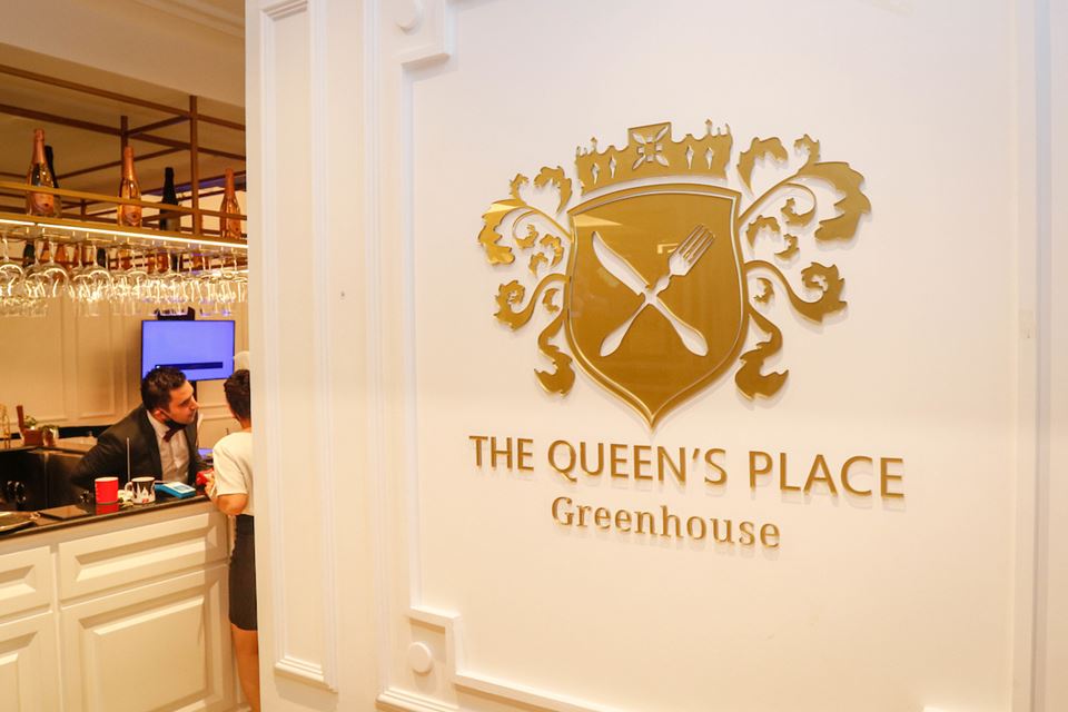 The Queen's Place 