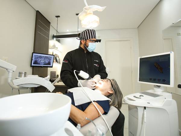 Dentista avaliação bucal