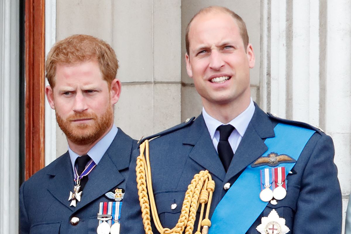 Príncipes Harry e William