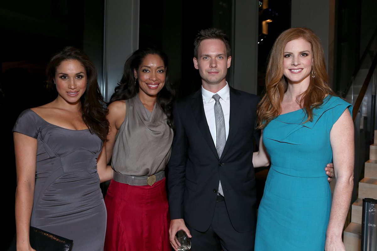 Meghan Markle, Gina Torres, Patrick J. Adams e Sarah Rafferty