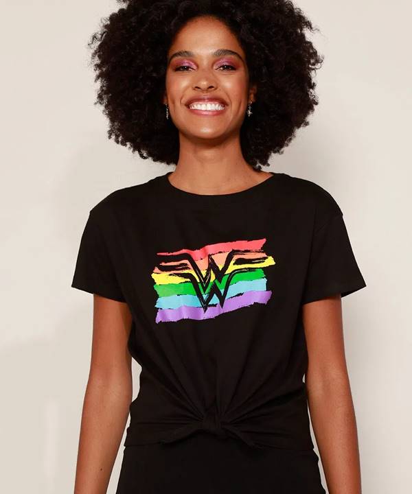 Camiseta da coleção Pride da C&A