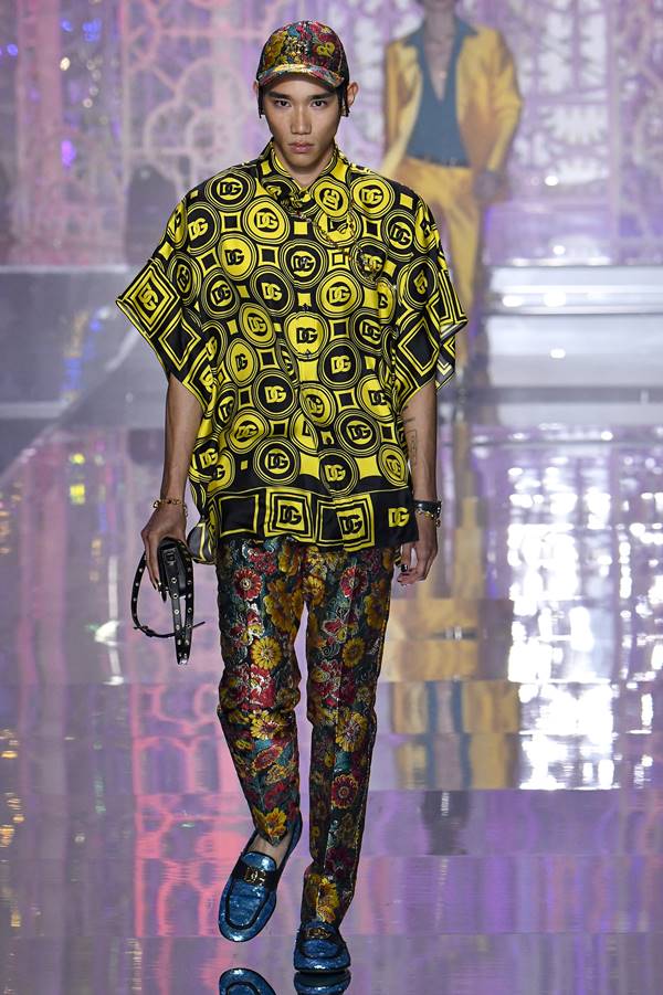 Look da coleção masculina de primavera/verão 2022 da Dolce & Gabbana