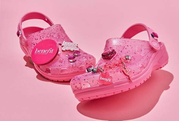 Collab Crocs x Benefit