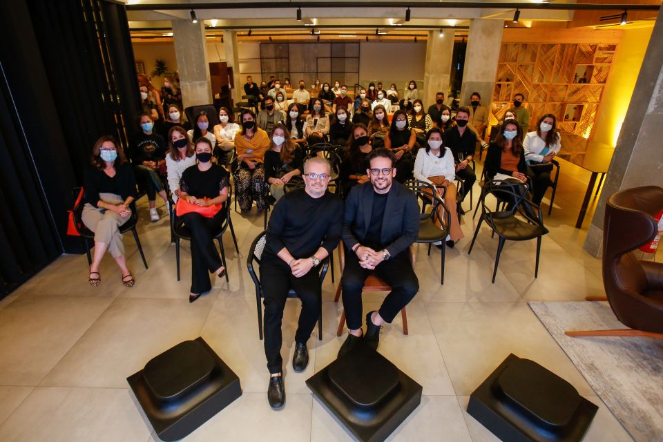 André Gurgel e Felipe Bezerra inauguram vitrine Mula Preta na Quadra Interiores