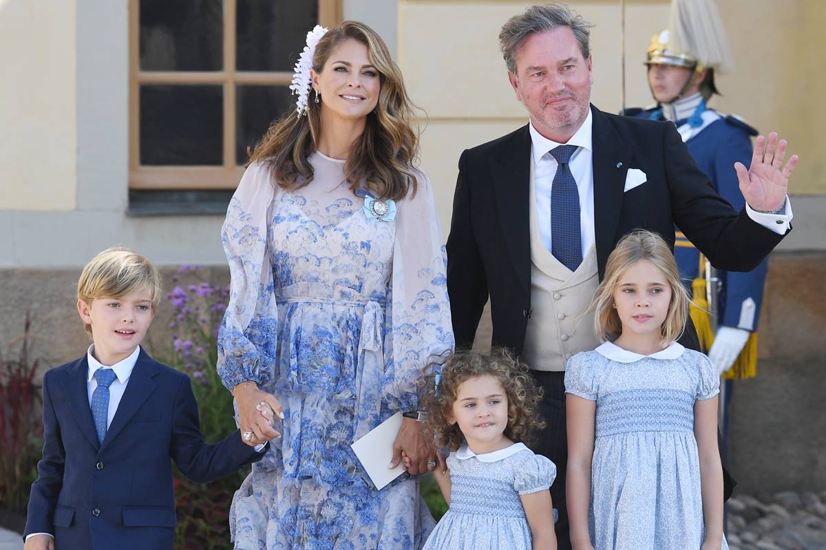 Princesa Madeleine com o marido, Christopher O'Neill, e os três filhos 