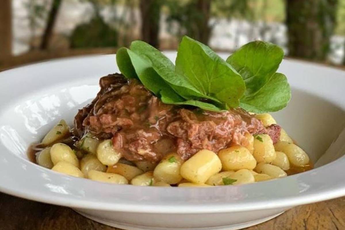 Nhoque de ragu com ossobuco