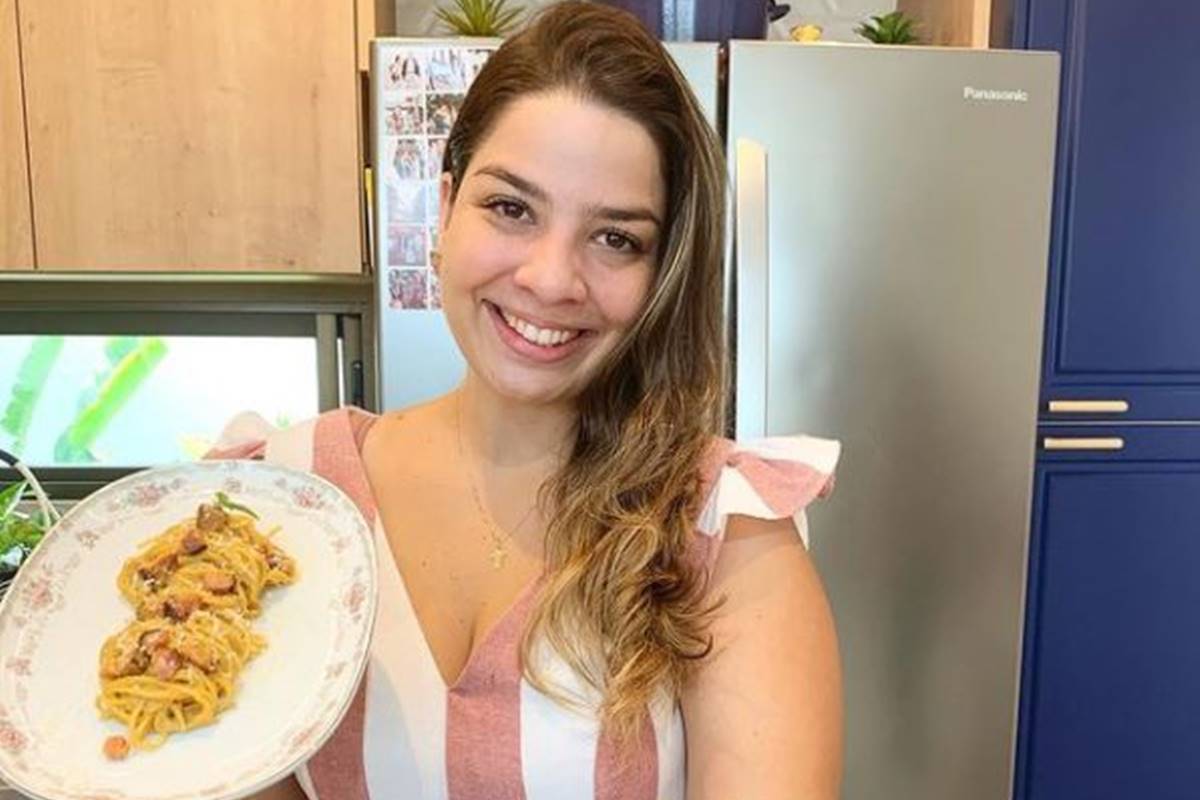 Bruna Hermogenes do Cozinhe Já