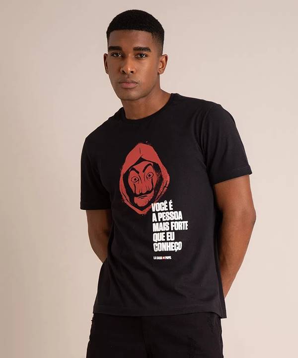 Camiseta de coleção da C&A Brasil inspirada na série La Casa de Papel