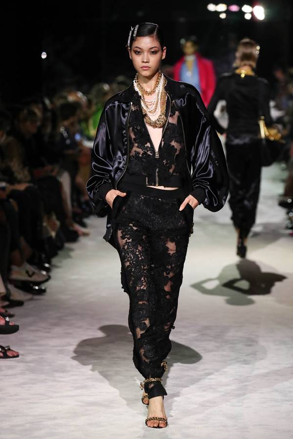 Desfile da Tom Ford de primavera/verão 2022 no NYFW