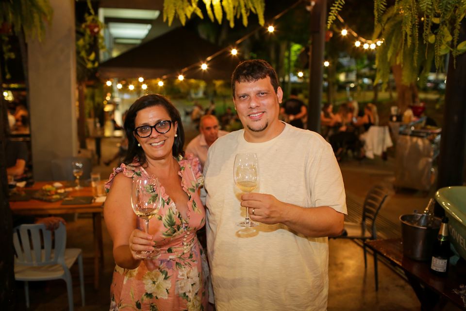 Adriana Naser e Guilherme Lobão